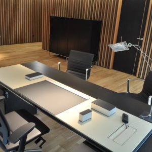 Valor Executive Workstation